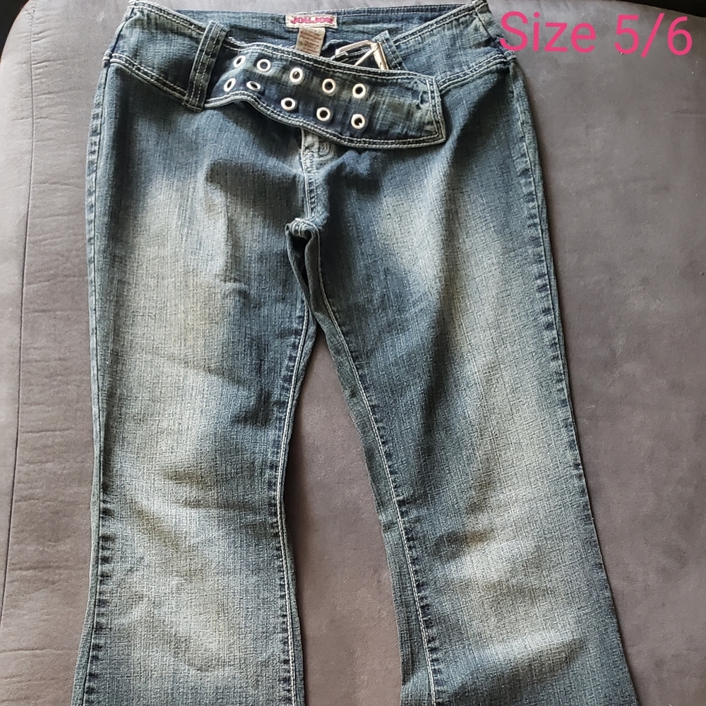Juniors/ womens jeans size 5/6